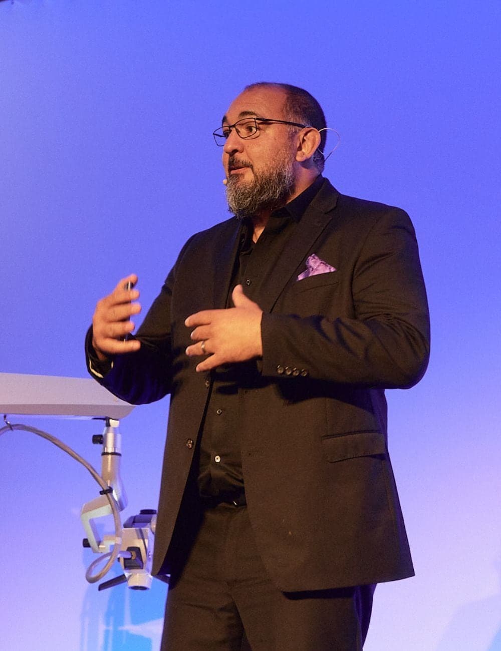 Dr. Bruno Azevedo